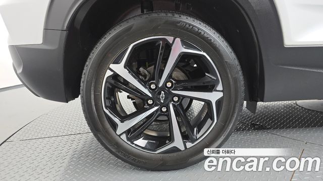 ChevroletGMDaewoo Trailblazer 2022 — photo 5