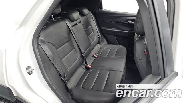 ChevroletGMDaewoo Trailblazer 2022 — photo 17