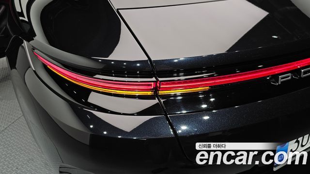 Porsche Panamera 2025 — photo 9