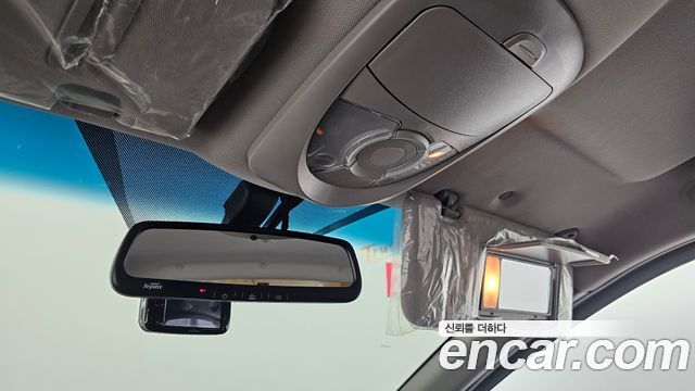 KG Mobility KORANDO 2018 — photo 18