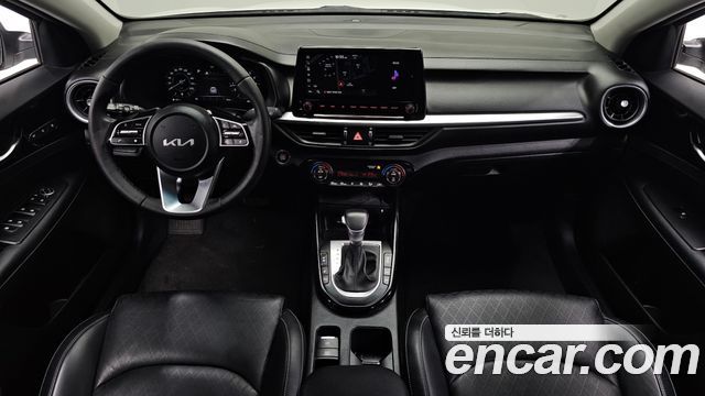 Kia K3 2022 — photo 10