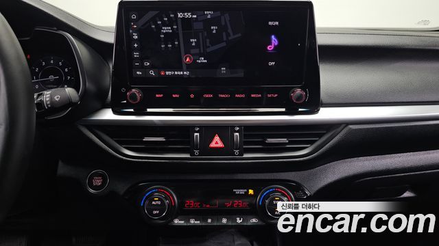 Kia K3 2022 — photo 21