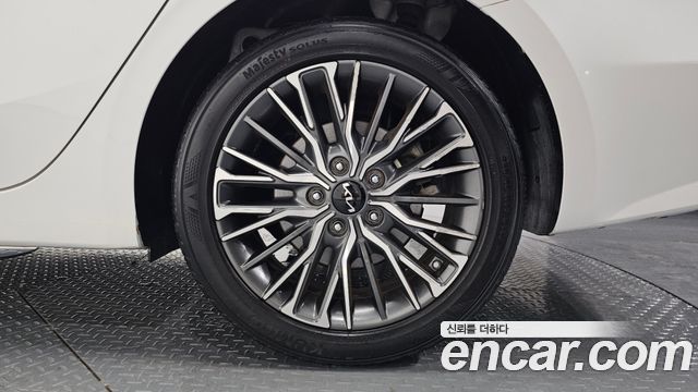 Kia K3 2022 — photo 7