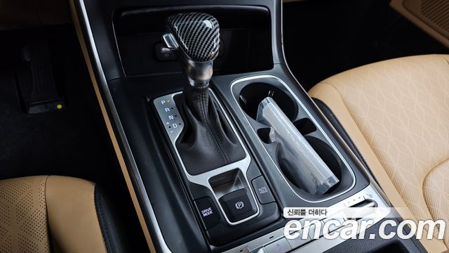 Kia Canival 2023 — photo 12