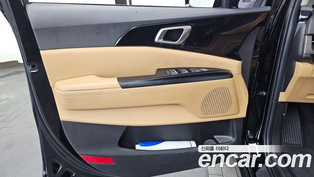 Kia Canival 2023 — photo 14