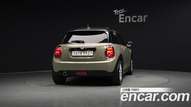 Mini Cooper 2020 — photo 4