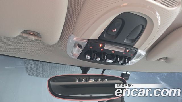 Mini Cooper 2020 — photo 25