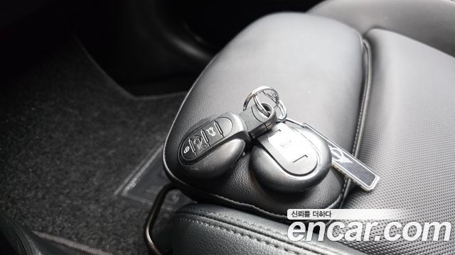 Mini Cooper 2020 — photo 34