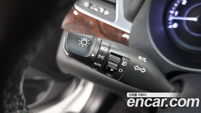 Hyundai Aslan 2016 — photo 24