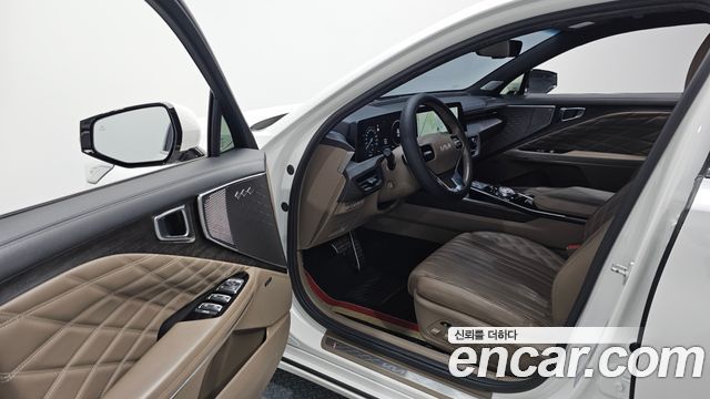 Kia K8 2022 — photo 13