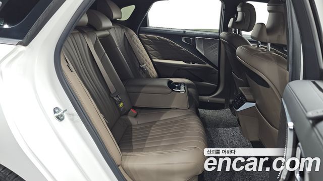Kia K8 2022 — photo 17
