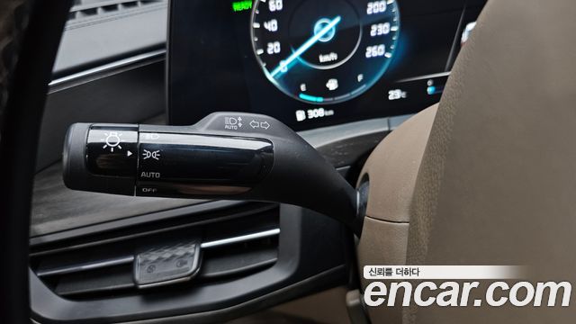 Kia K8 2022 — photo 30