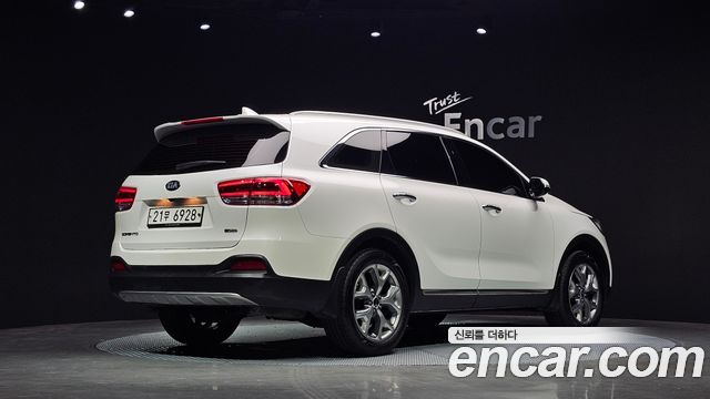Kia Sorento 2017 — photo 2