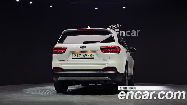 Kia Sorento 2017 — photo 4