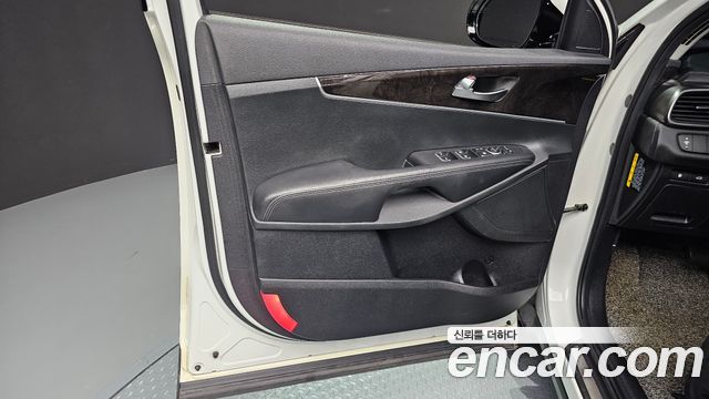 Kia Sorento 2017 — photo 14