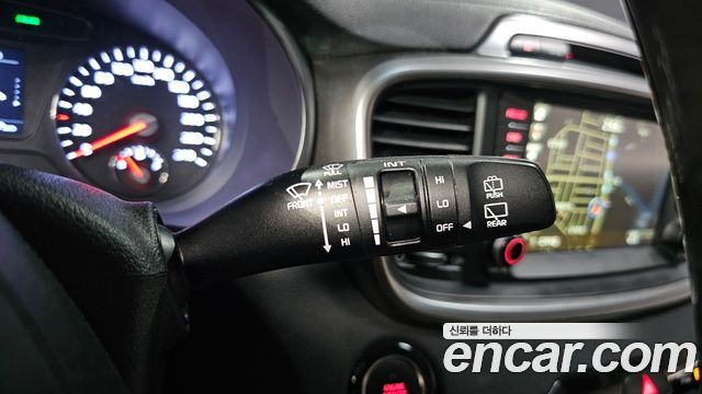 Kia Sorento 2017 — photo 35