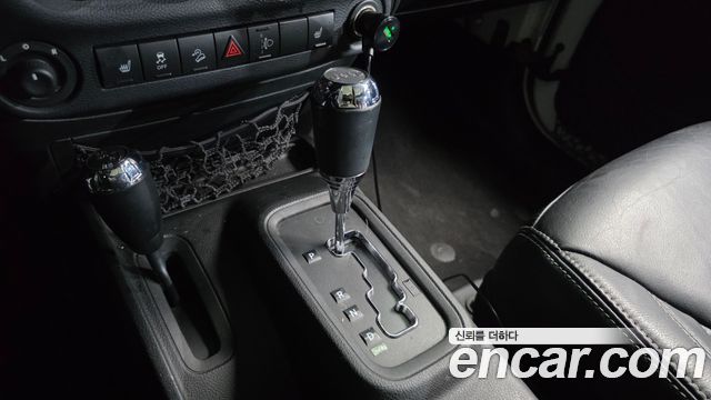 Jeep Wrangler 2014 — photo 9