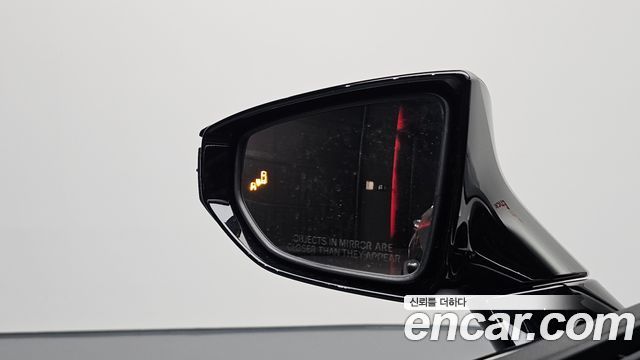 Lexus ES 2023 — photo 16
