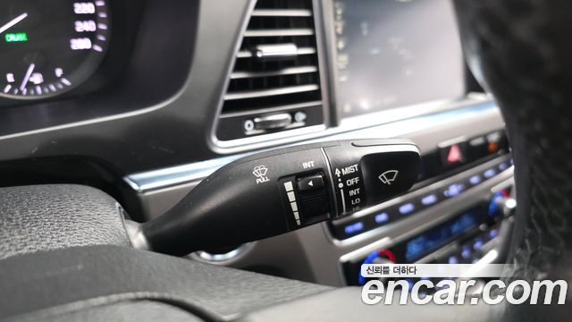 Hyundai Sonata 2017 — photo 24