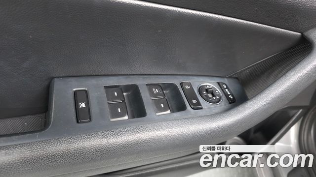 Hyundai Sonata 2017 — photo 25