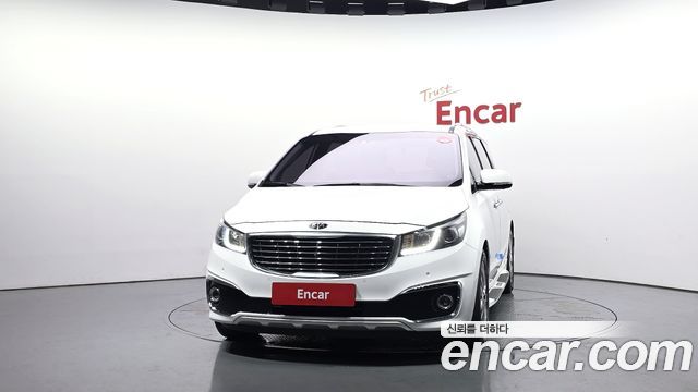 Kia Canival 2018 — photo 3