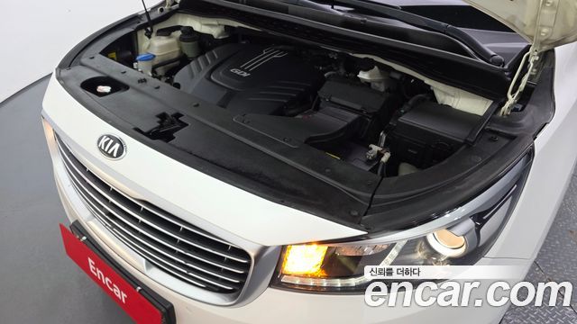 Kia Canival 2018 — photo 6