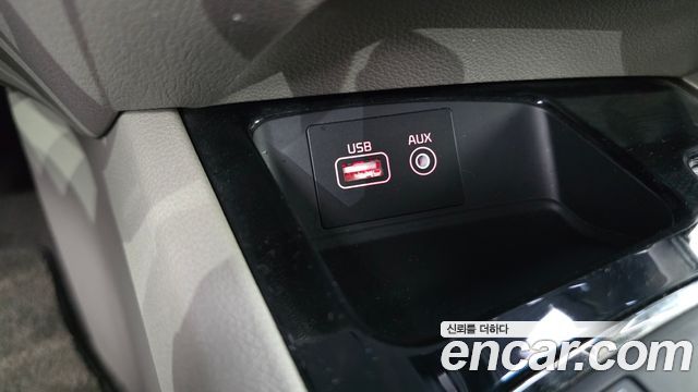 Kia Canival 2018 — photo 19