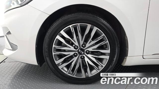 Kia K7 2020 — photo 5