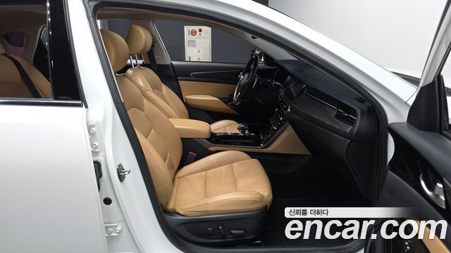 Kia K7 2020 — photo 11