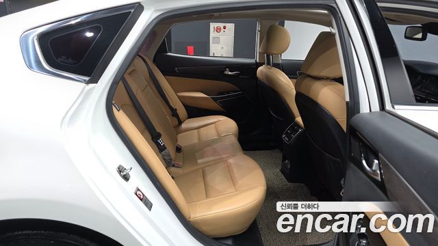 Kia K7 2020 — photo 12