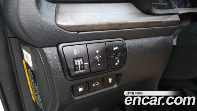 Kia K7 2020 — photo 17