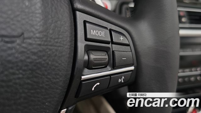 BMW 6-Series 2013 — photo 29