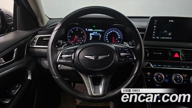 Genesis G70 2019 — photo 14