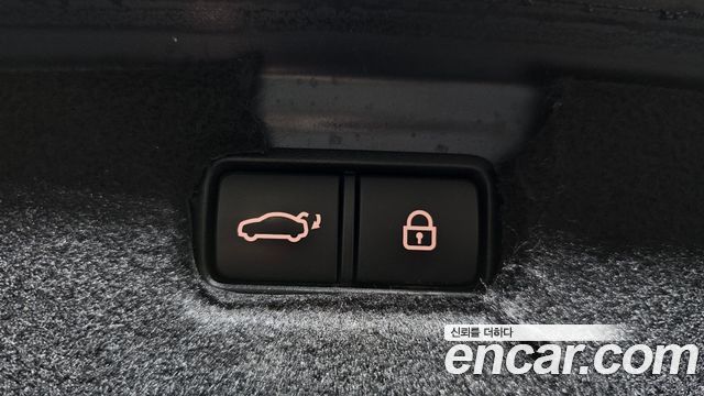 Genesis G70 2019 — photo 20