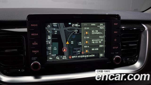 Kia Stonic 2019 — photo 29