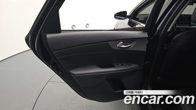 Kia K3 2021 — photo 15