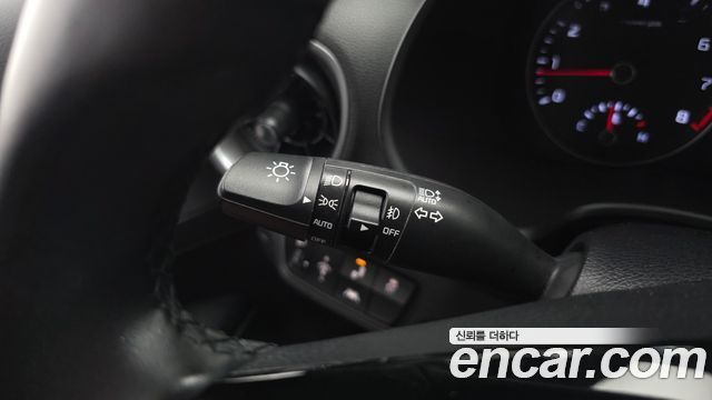 Kia K3 2021 — photo 29