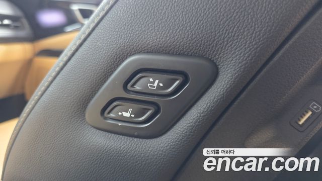 Kia Canival 2023 — photo 23