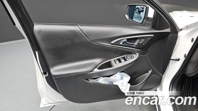 Chevrolet Korea Malibu 2018 — photo 14