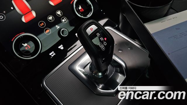 Land Rover Range Rover Evoque 2020 — photo 12