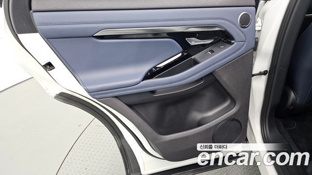 Land Rover Range Rover Evoque 2020 — photo 15