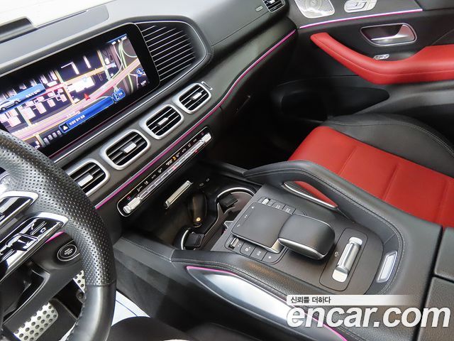 Mercedes-Benz GLE-Class 2023 — photo 8