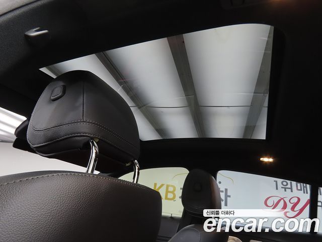 Mercedes-Benz GLE-Class 2023 — photo 16