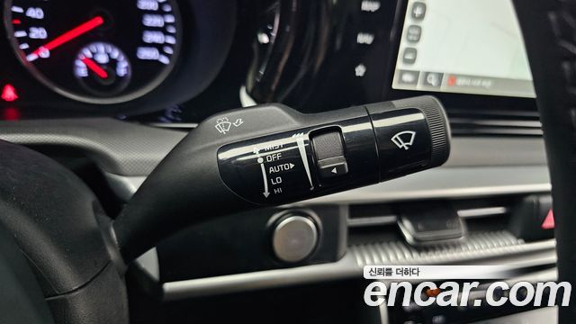 Kia K5 2022 — photo 18