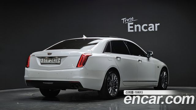 Cadillac CT6 2018 — photo 2