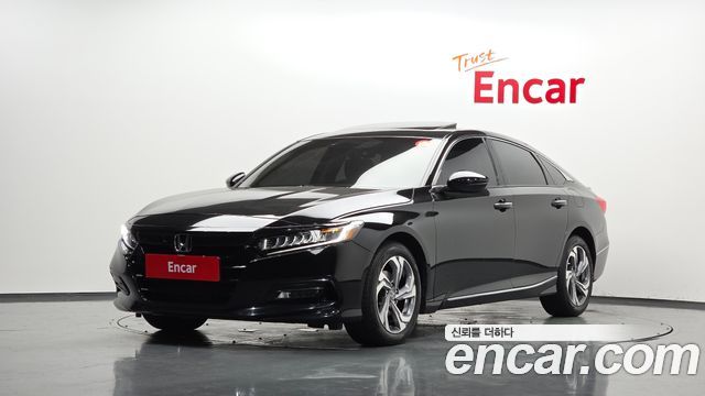 Honda Accord 2018 — photo 1