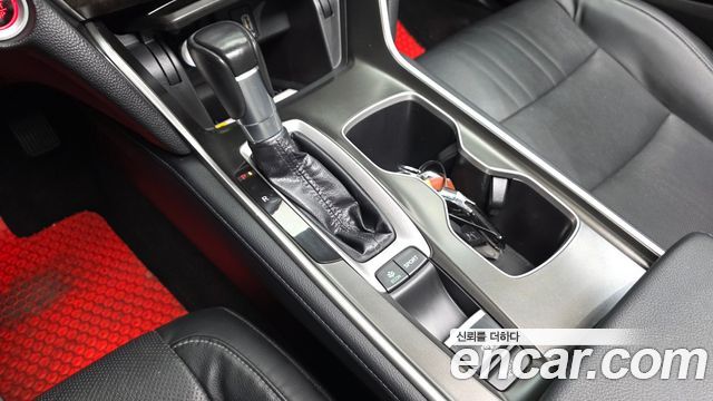 Honda Accord 2018 — photo 12