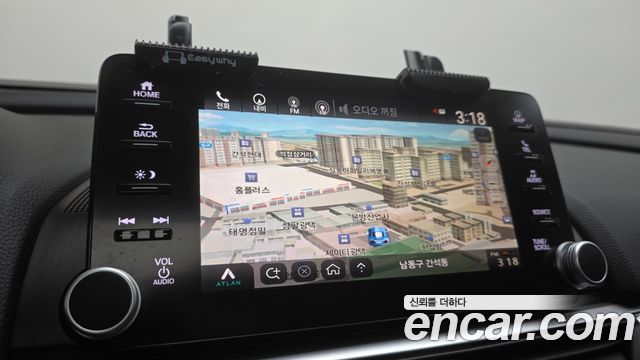 Honda Accord 2018 — photo 20