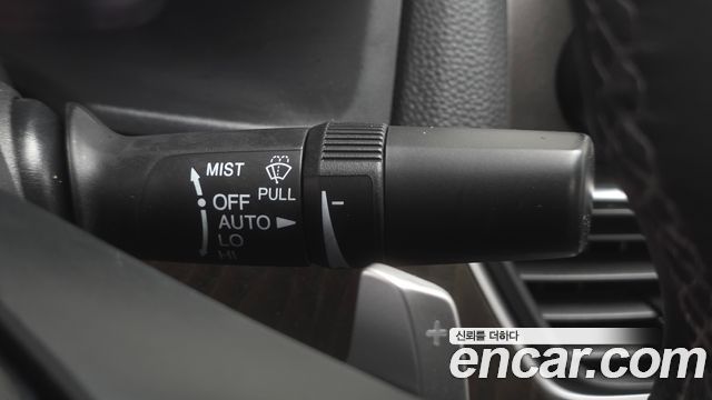 Honda Accord 2018 — photo 27