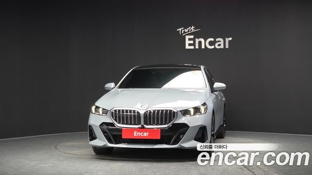BMW 5-Series 2024 — photo 3